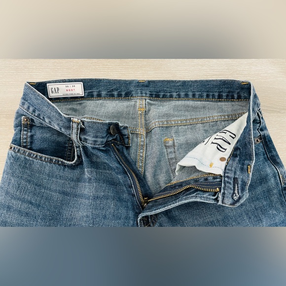 Gap boot cut 30x30 jeans - very good condition - Picture 11 of 15